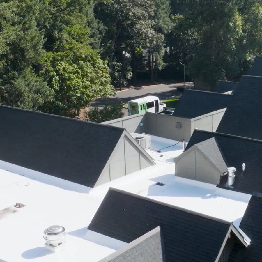 Can snow damage my roof? Even a flat roof?